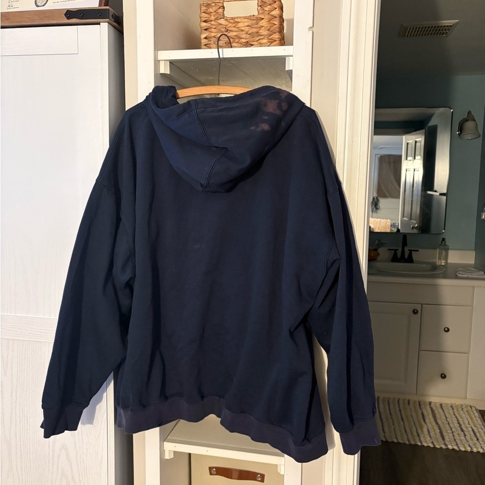 Men's Navy Blue Bears Hoodie Sweater - Picture 4 of 4